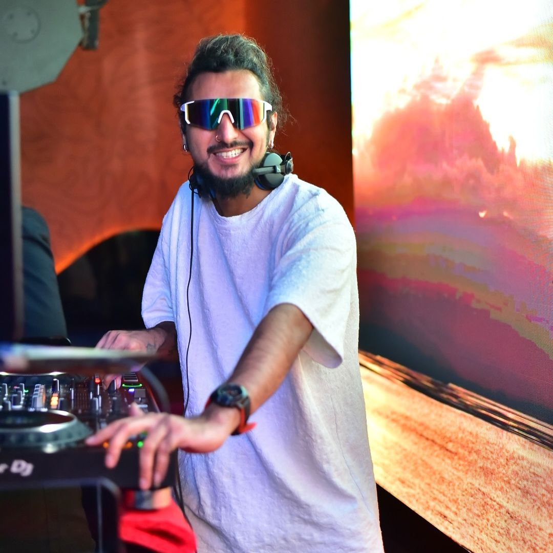 Dj Sri Ram