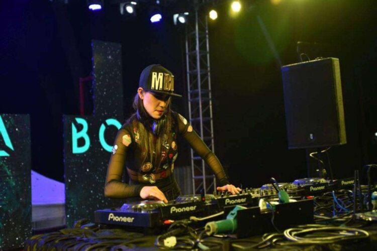 Book Female DJ for Event