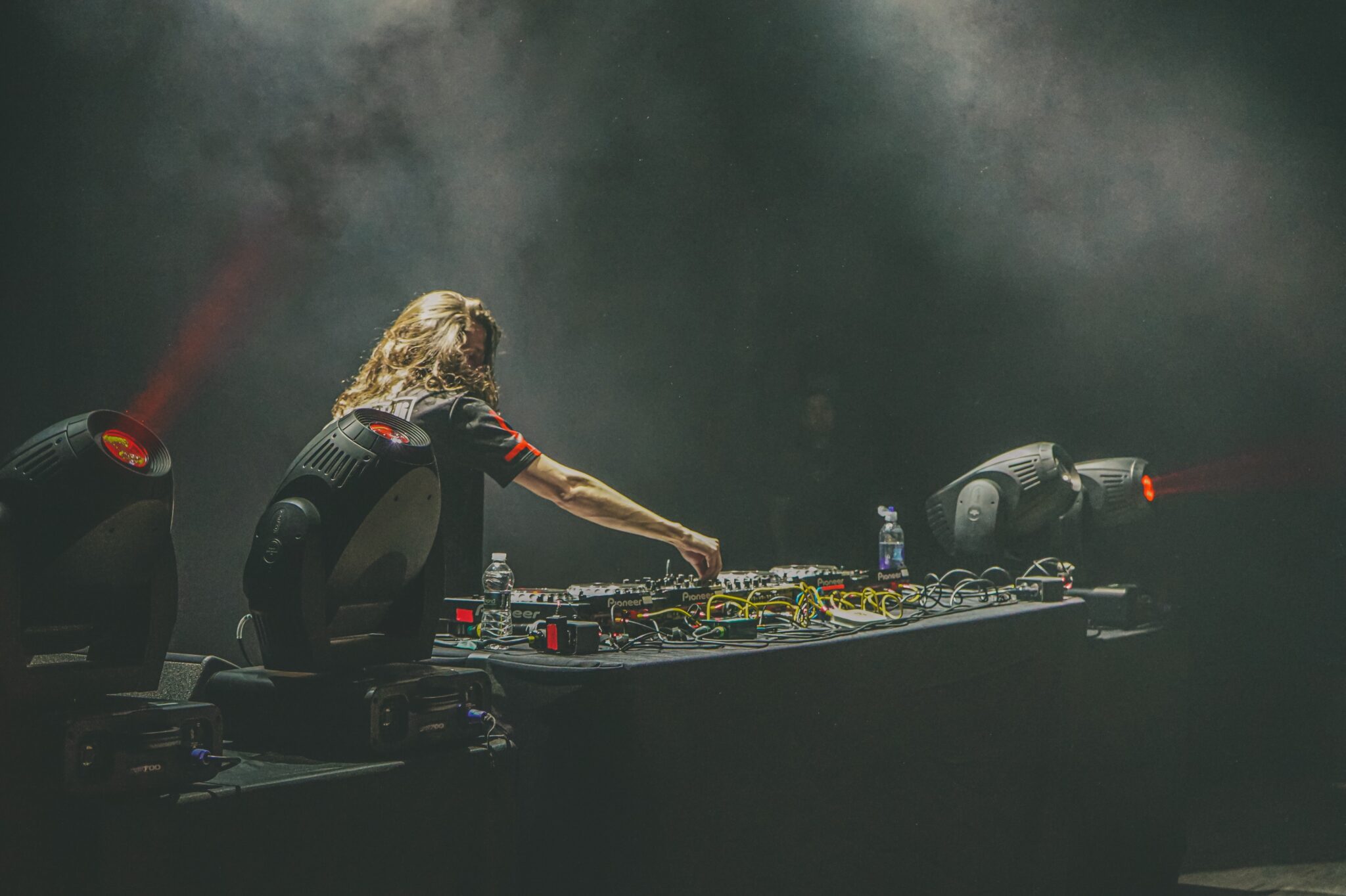 Book Artist, Singer, DJ for the wedding in Gurgaon, Noida, Mumbai