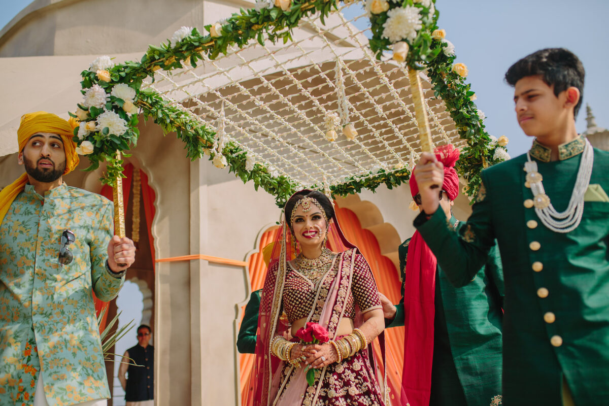 Top 10 Bride Entry Ideas – Best event organiser in Delhi, Noida and Gurgaon