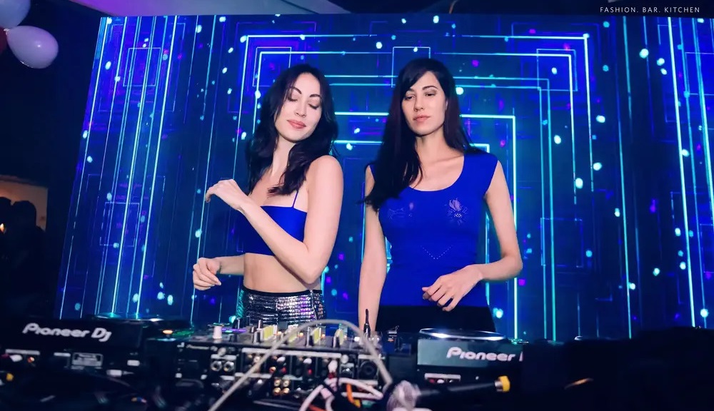 DJ Nina & Malika