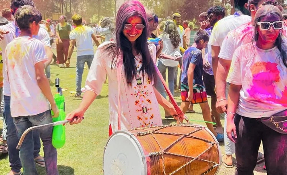 Dhol and Bhangra performances